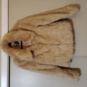 Red Snap Faux Fur Jacket Size Medium